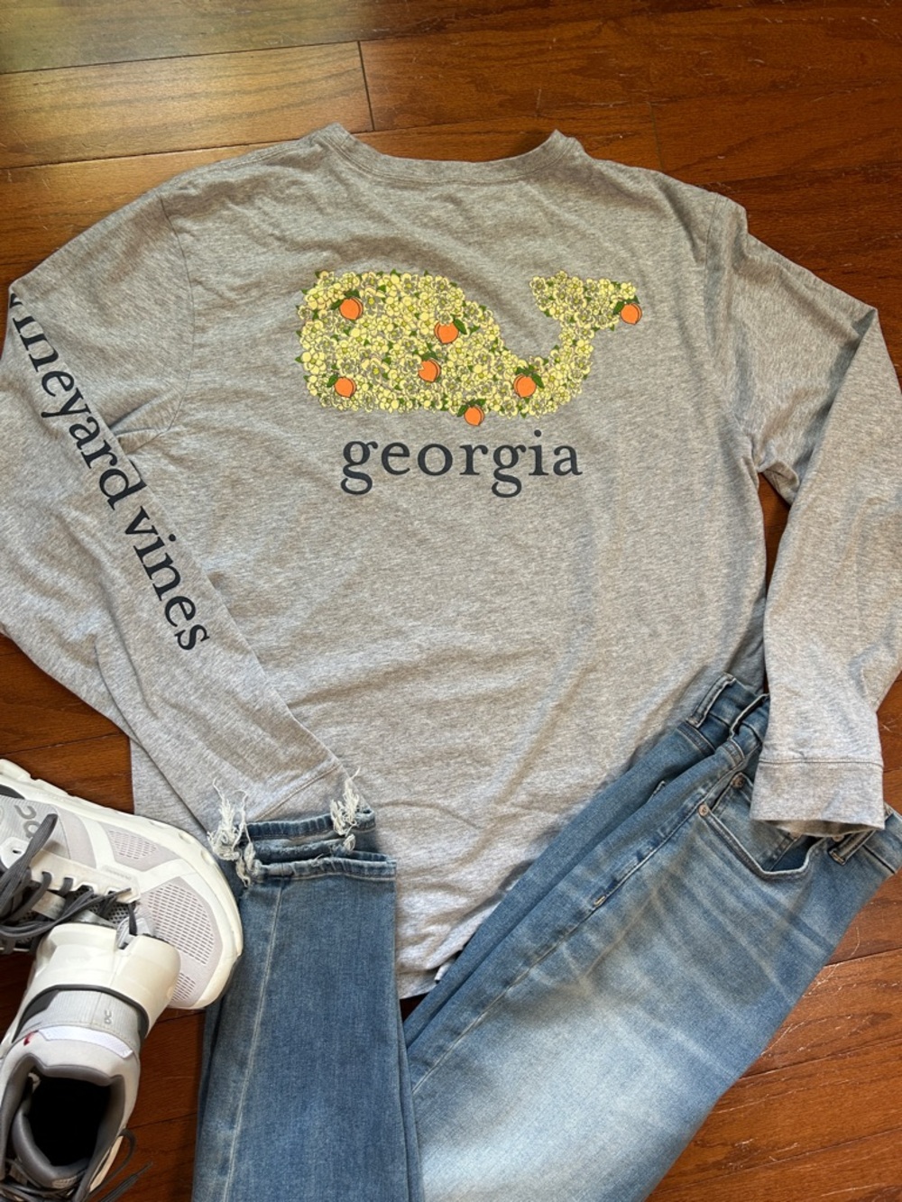 Vineyard Vines Georgia Tee - Picture 1 of 7